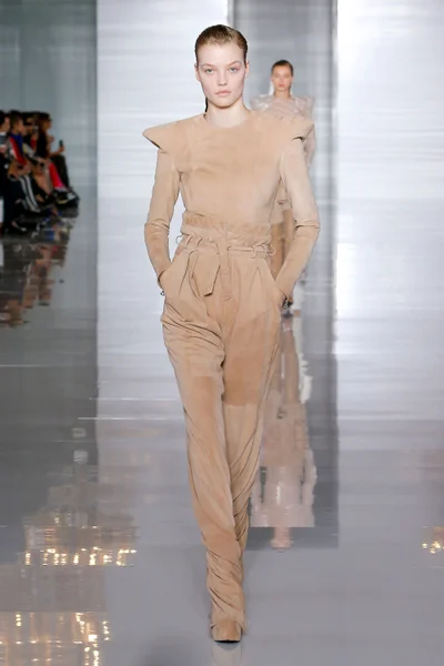 Look 41